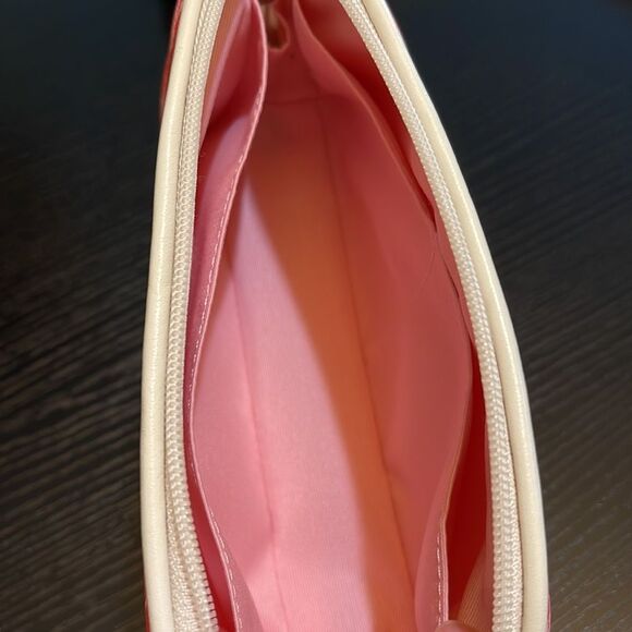 Coach Designer Handbag Bag Clutch great for iPhone, Make up, Other Accessories - Picture 7 of 12